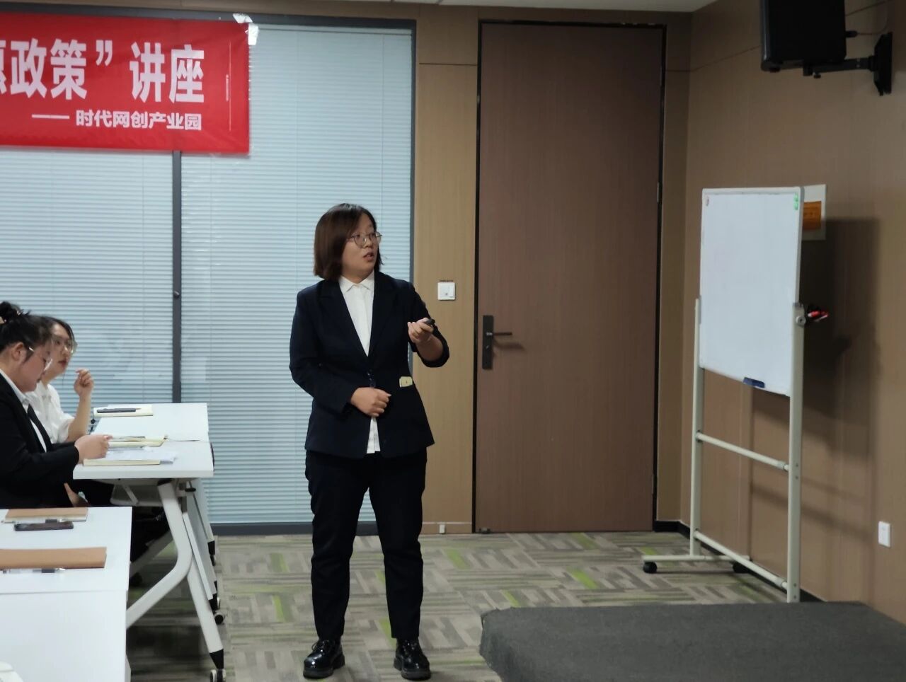 微信图片_20251127173131.jpg 微信图片_20251127173131.jpg