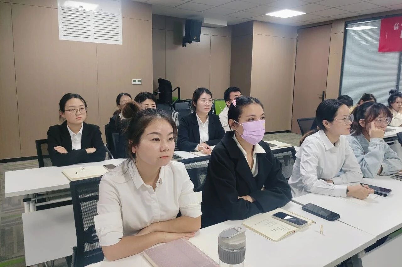 微信图片_20251127173159.jpg 微信图片_20251127173159.jpg