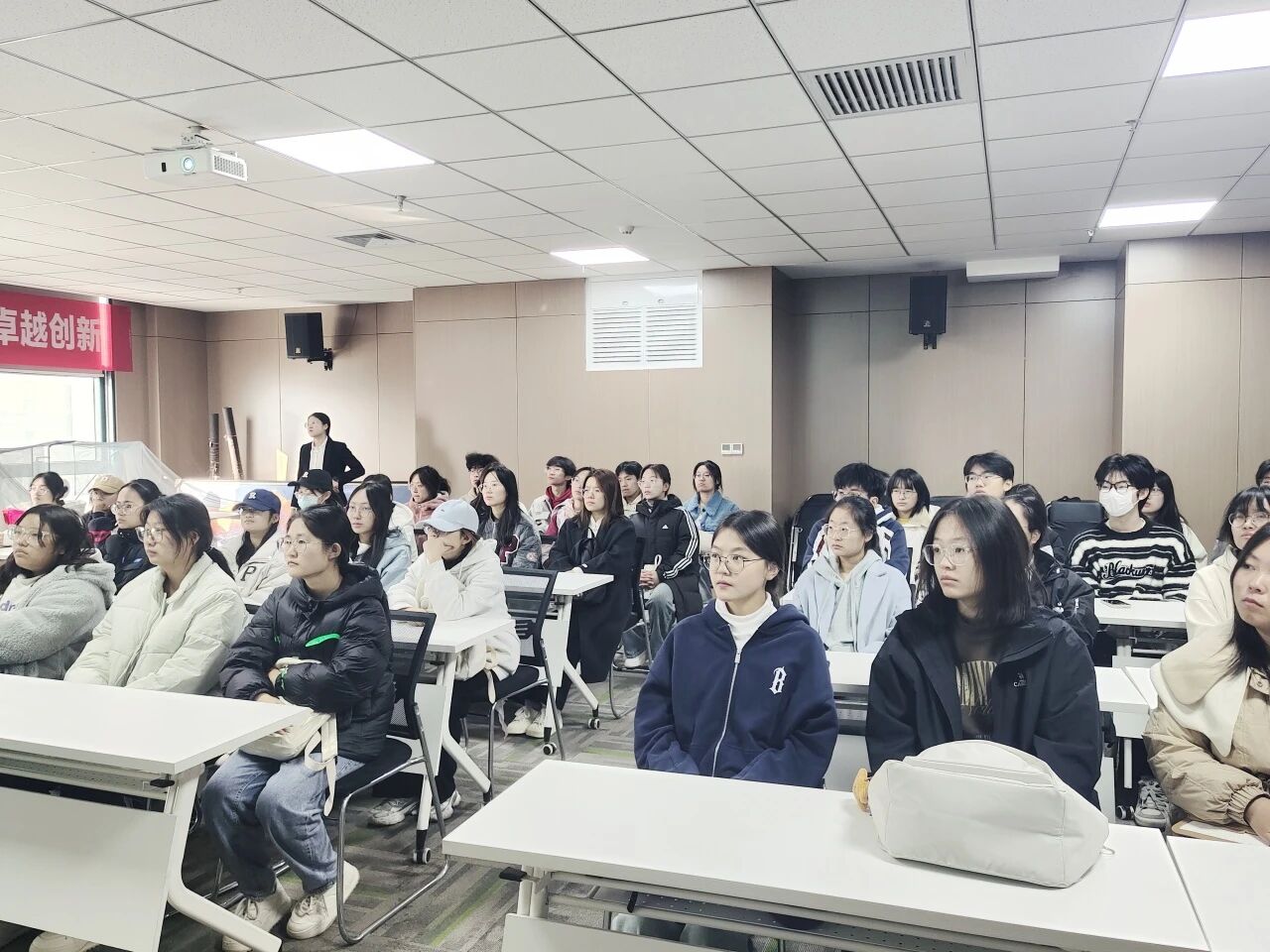 微信图片_20251128135757.jpg 微信图片_20251128135757.jpg