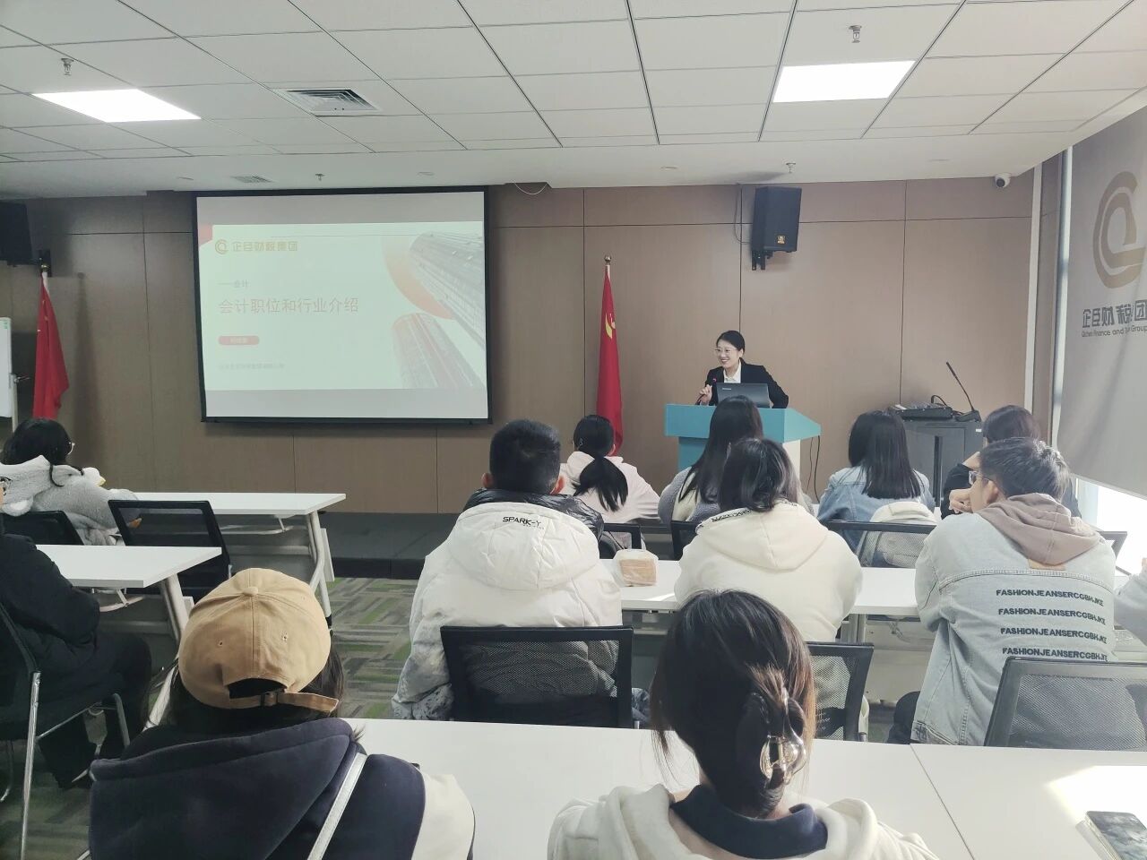 微信图片_20251128135816.jpg 微信图片_20251128135816.jpg