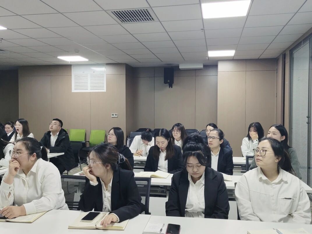 微信图片_20251130142358.jpg 微信图片_20251130142358.jpg