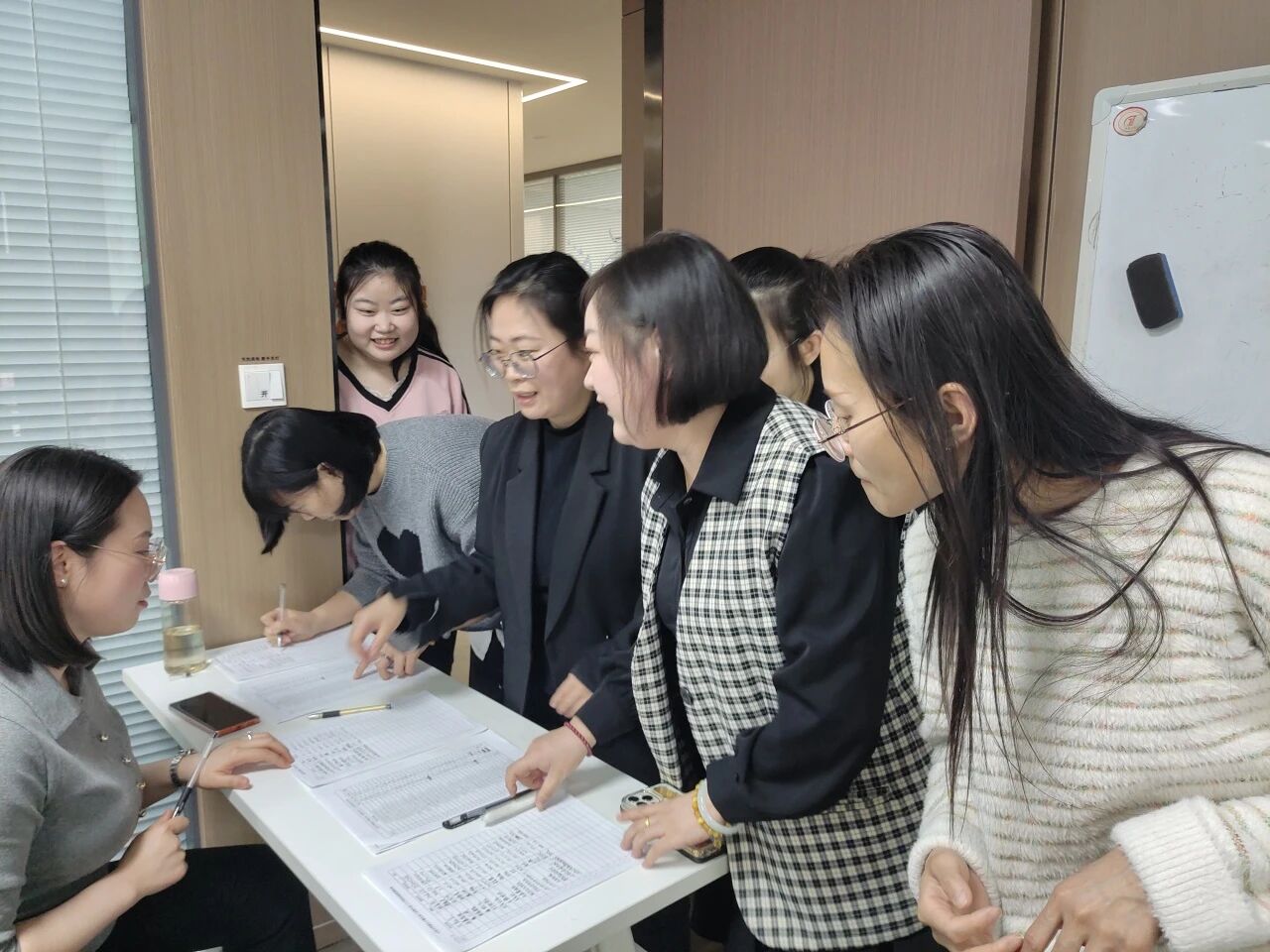 微信图片_2025-12-01_110143_709.jpg 微信图片_2025-12-01_110143_709.jpg