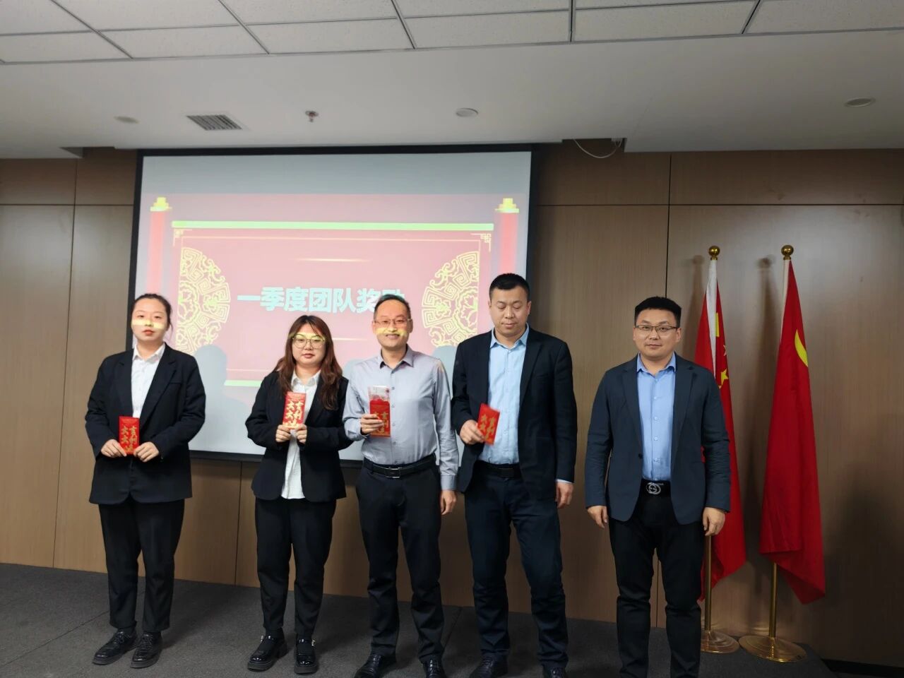 微信图片_2025-12-01_111236_563.jpg 微信图片_2025-12-01_111236_563.jpg