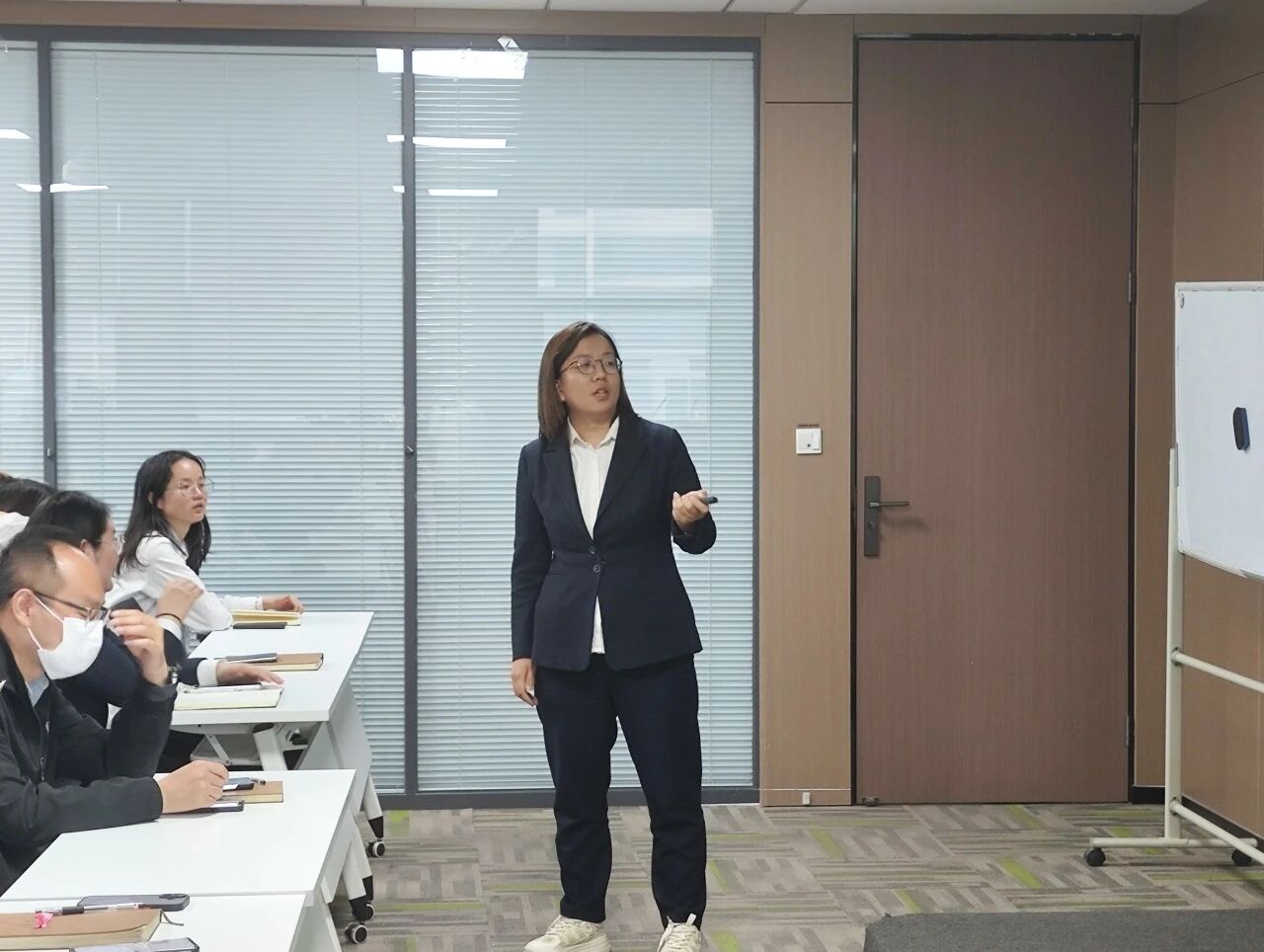 微信图片_2025-12-01_113929_007.jpg 微信图片_2025-12-01_113929_007.jpg