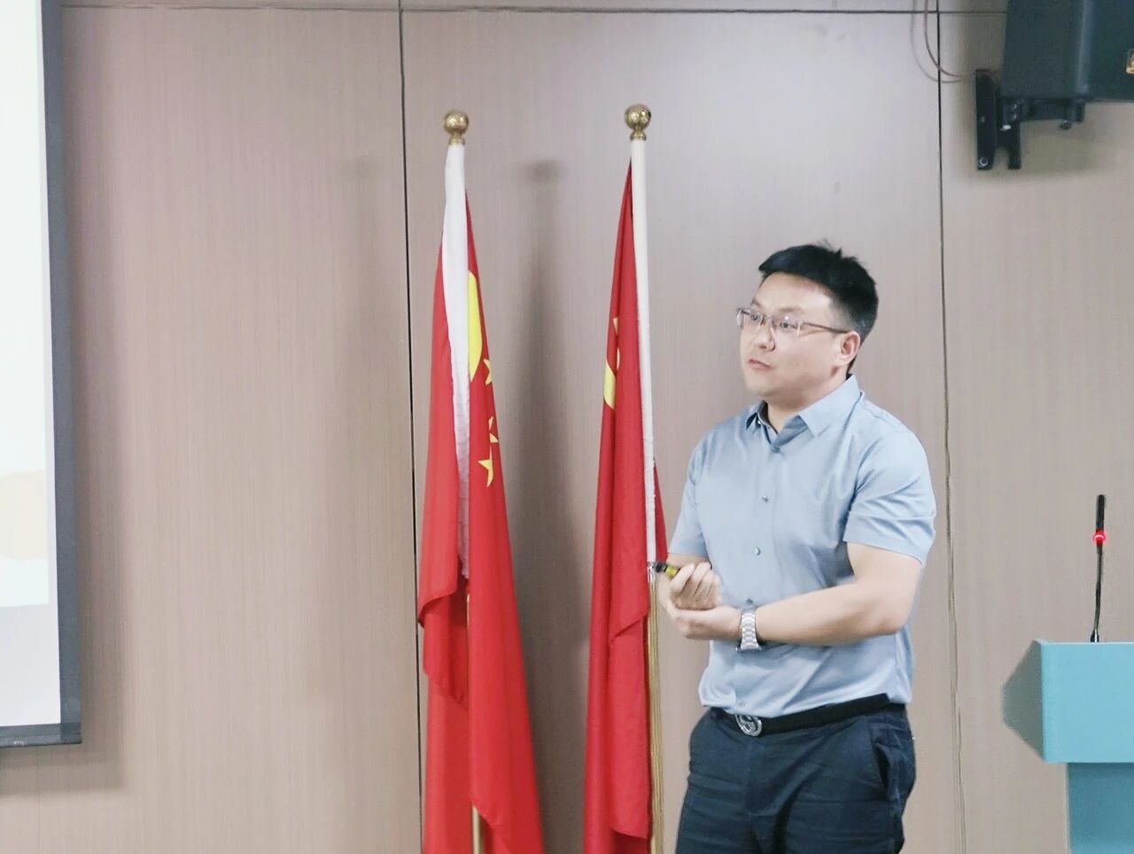 微信图片_2025-12-01_134315_003.jpg 微信图片_2025-12-01_134315_003.jpg