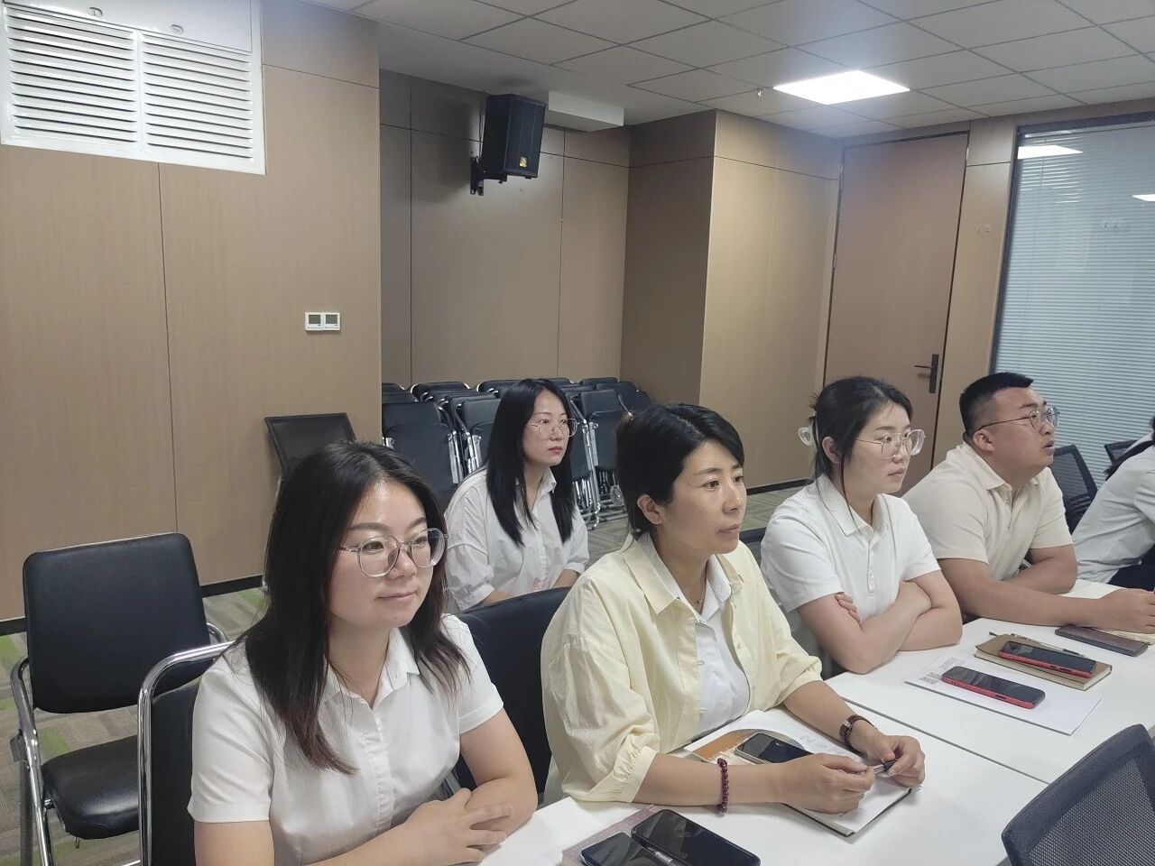 微信图片_2025-12-01_134330_171.jpg 微信图片_2025-12-01_134330_171.jpg