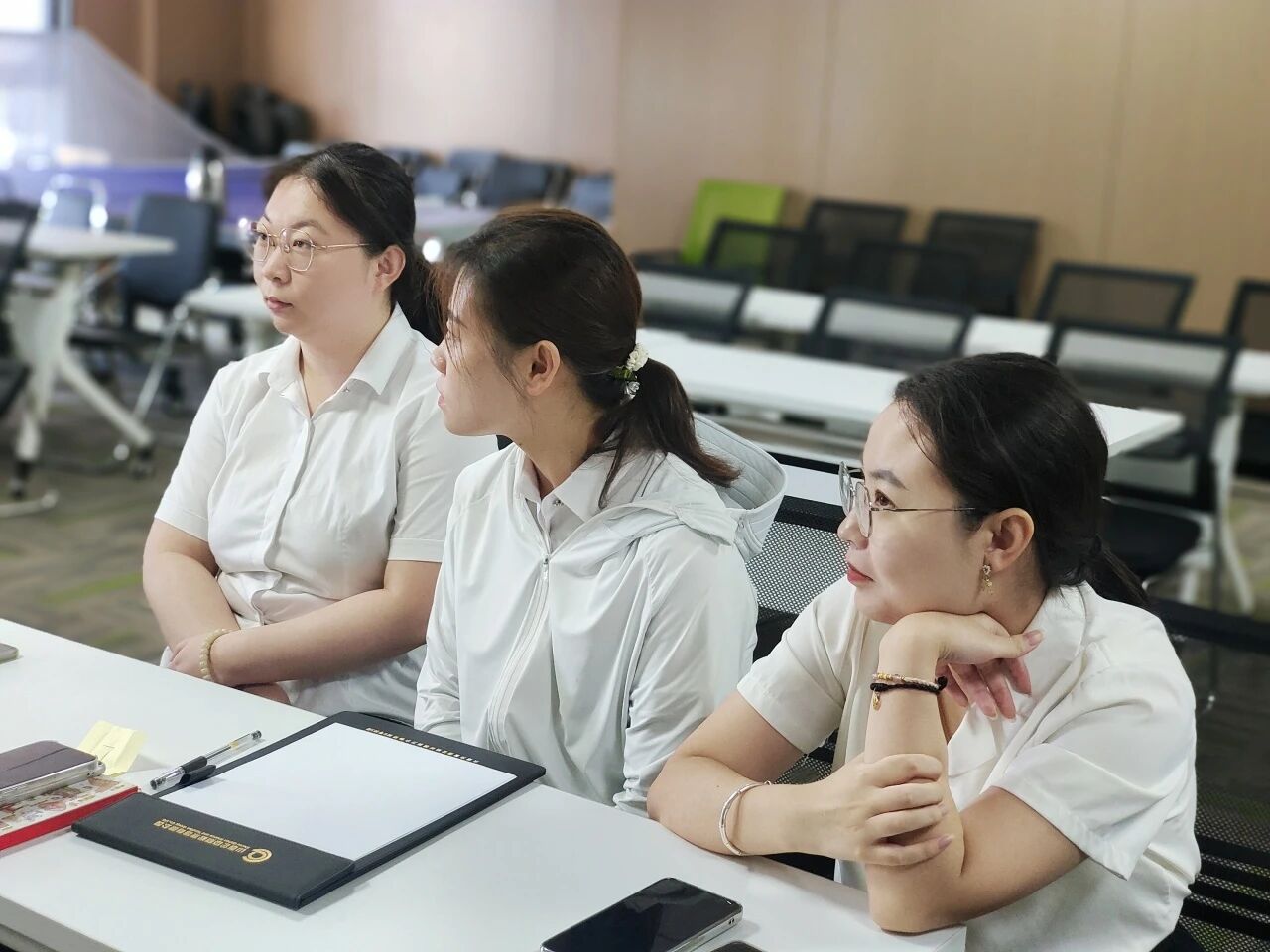 微信图片_2025-12-01_135847_260.jpg 微信图片_2025-12-01_135847_260.jpg