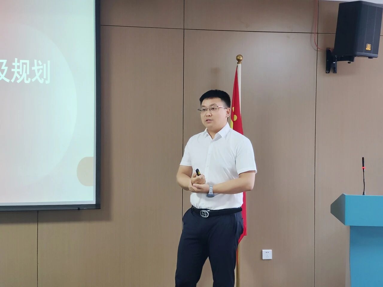 微信图片_2025-12-01_140301_711.jpg 微信图片_2025-12-01_140301_711.jpg