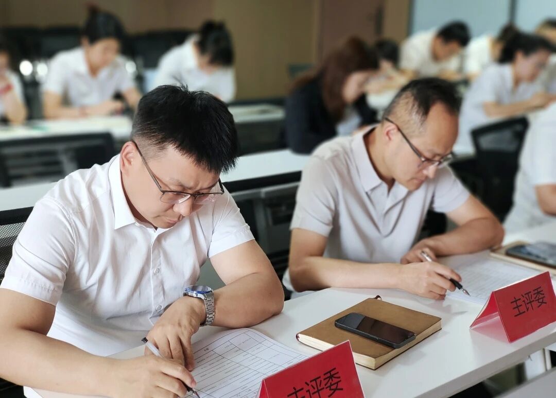 微信图片_2025-12-01_141848_946.jpg 微信图片_2025-12-01_141848_946.jpg