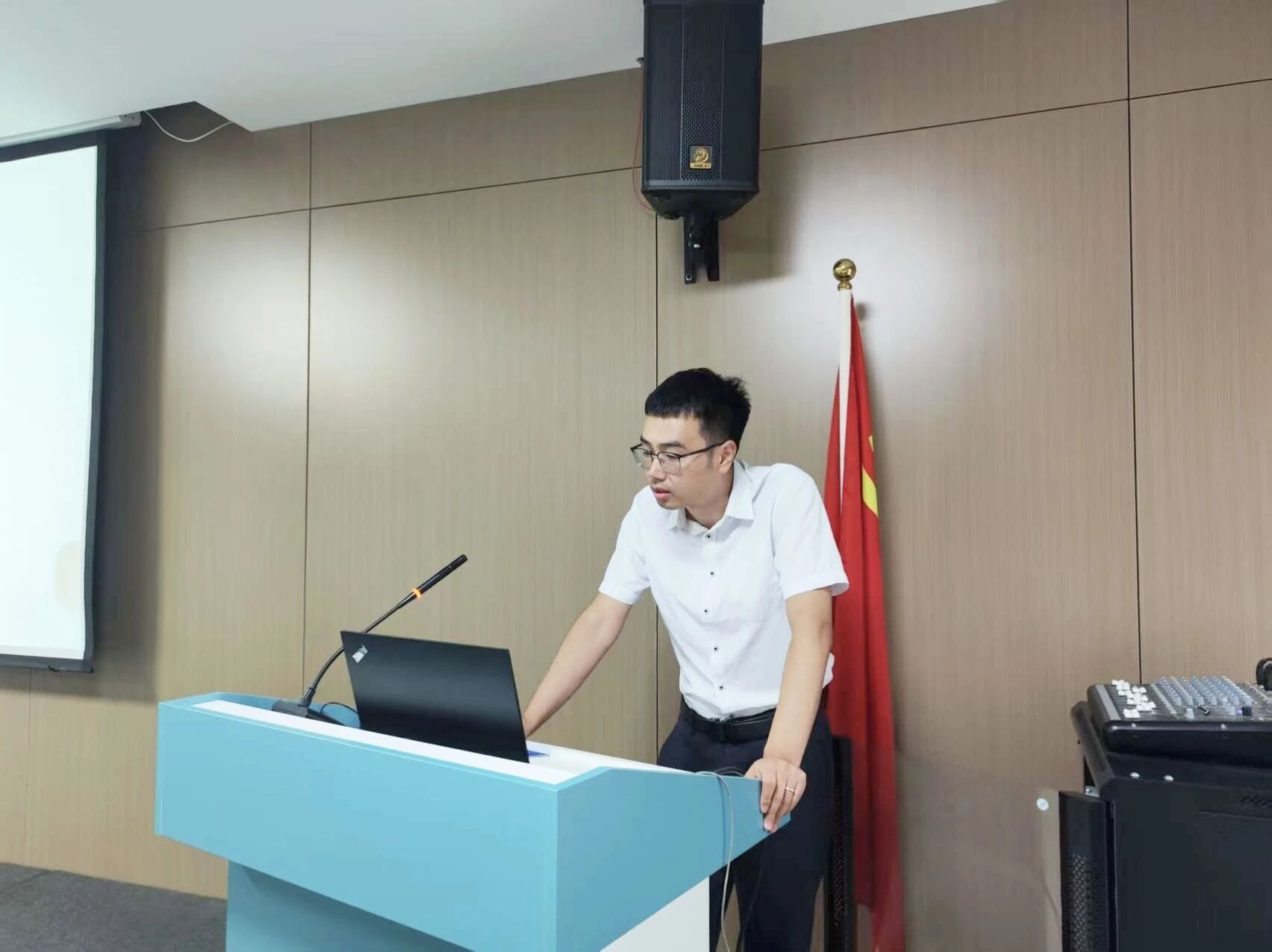 微信图片_2025-12-01_142524_619.jpg 微信图片_2025-12-01_142524_619.jpg