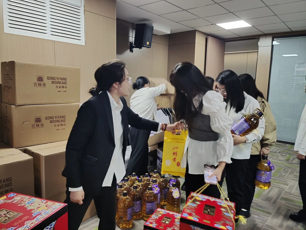 微信图片_2025-12-01_151304_682.jpg 微信图片_2025-12-01_151304_682.jpg