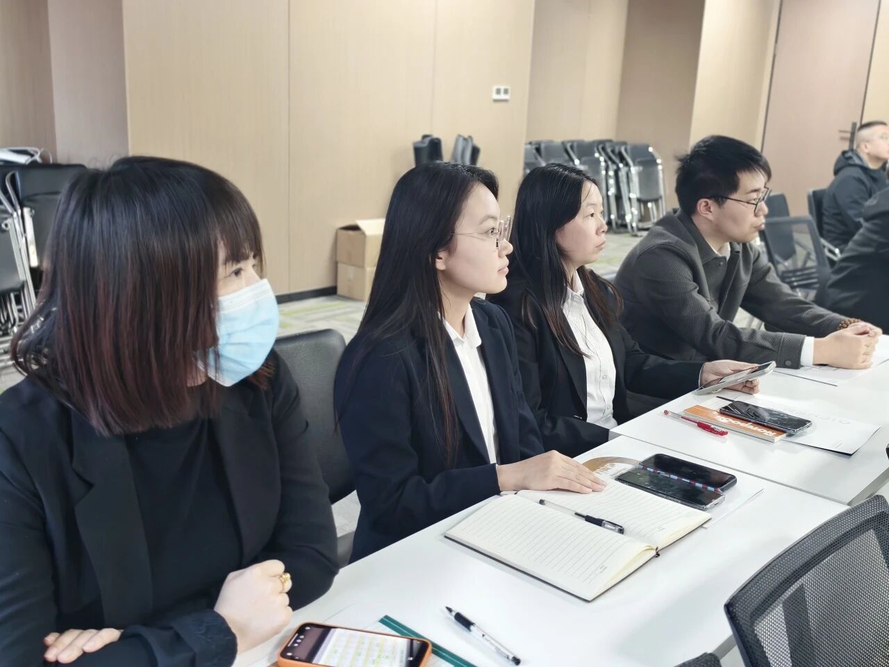 微信图片_2025-12-01_151853_052.jpg 微信图片_2025-12-01_151853_052.jpg